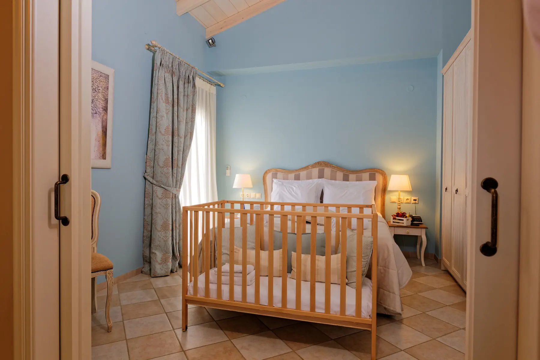 Ionia Suites - zdjęcie 10