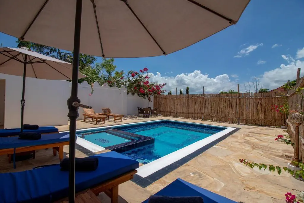 HOTEL Sunny Palms Beach Bungalows