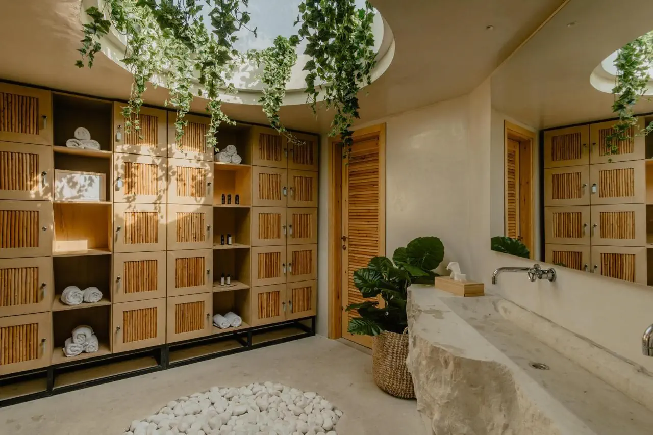 HOTEL ACRO SUITES A WELLBEING RESORT