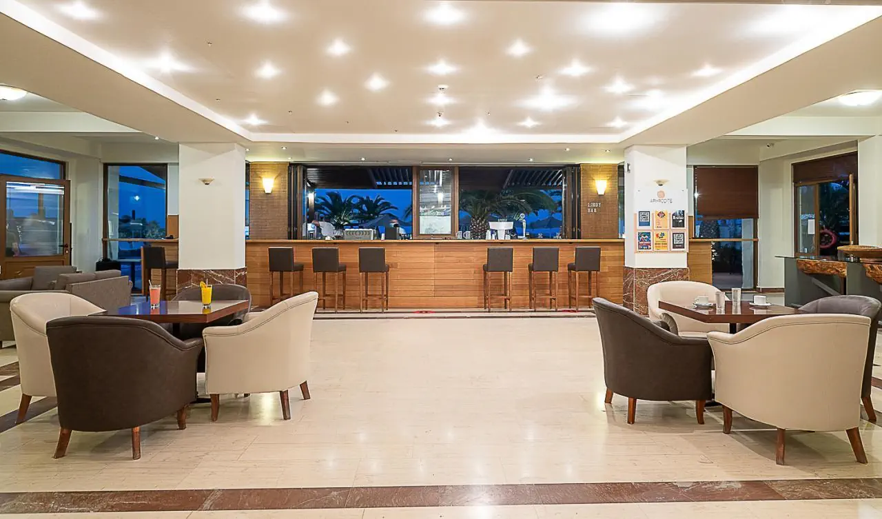 HOTEL APHRODITE BEACH CLUB
