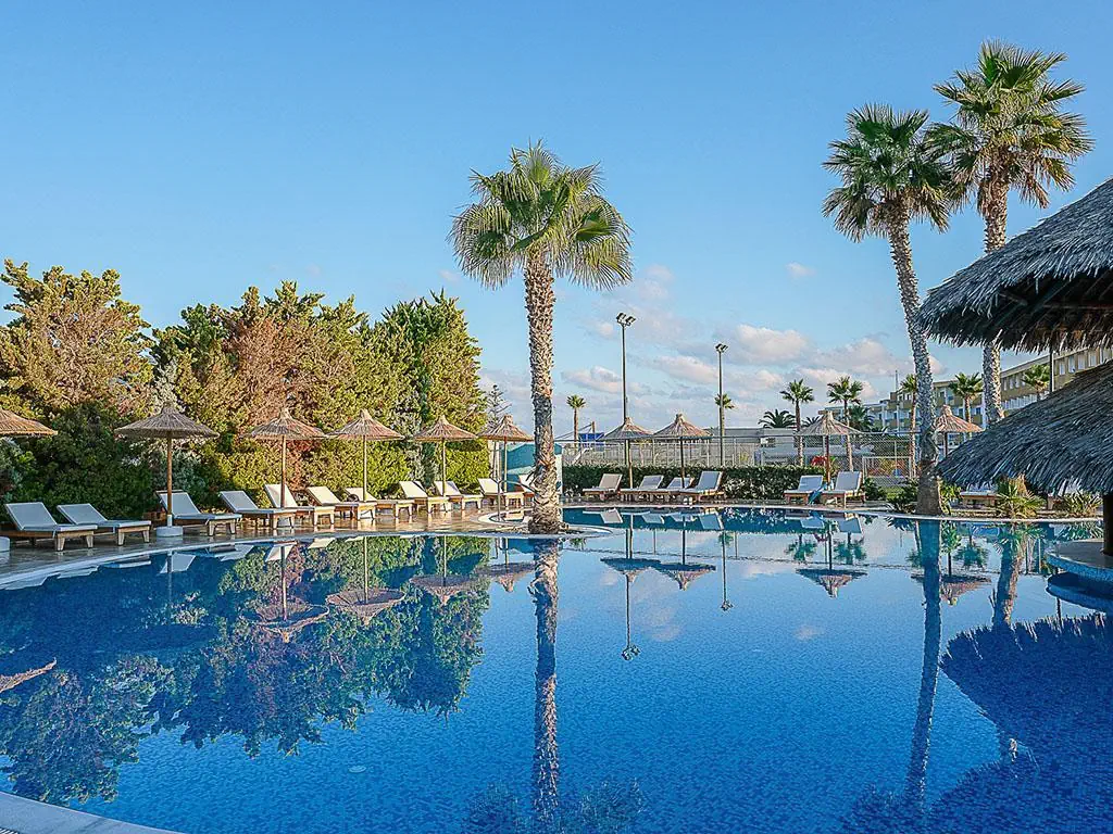HOTEL APHRODITE BEACH CLUB