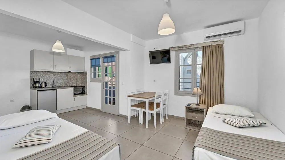 Evina Rooms & Suites - zdjęcie 14