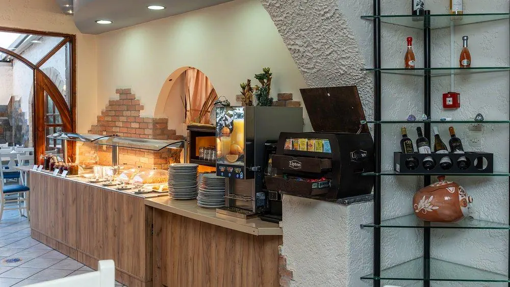Evina Rooms & Suites - zdjęcie 10