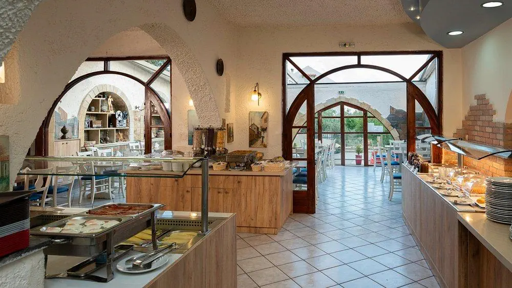 Evina Rooms & Suites - zdjęcie 8