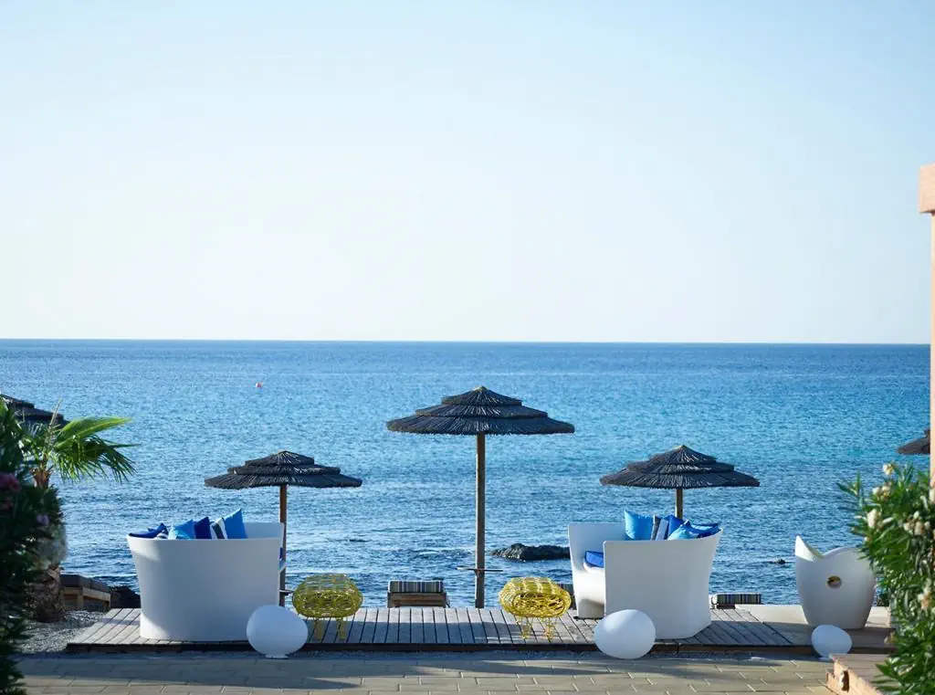 HOTEL AQUA GRAND ARTISTIC LUXURY BEACH RESORT