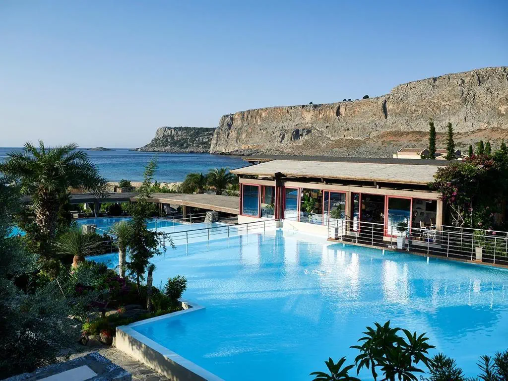 HOTEL AQUA GRAND ARTISTIC LUXURY BEACH RESORT