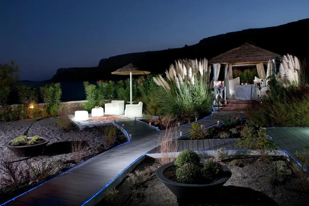 HOTEL AQUA GRAND ARTISTIC LUXURY BEACH RESORT
