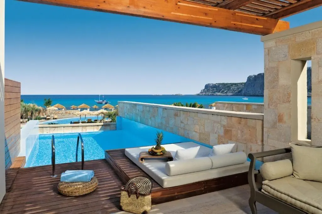 HOTEL AQUA GRAND ARTISTIC LUXURY BEACH RESORT
