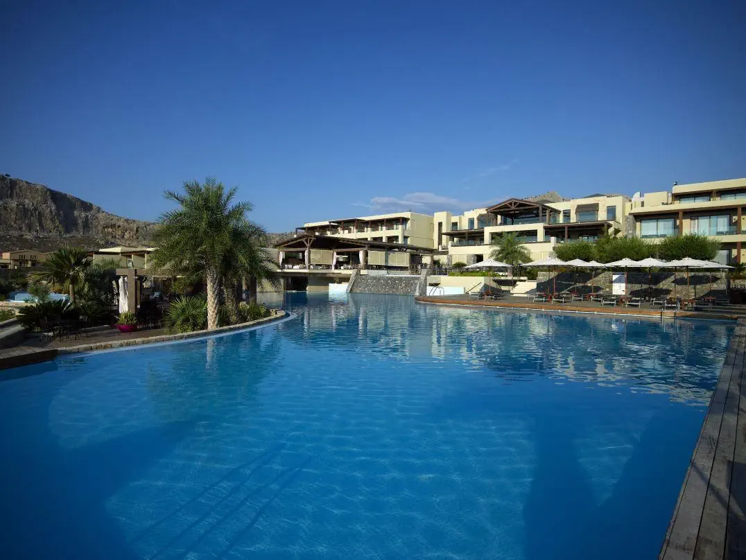 HOTEL AQUA GRAND ARTISTIC LUXURY BEACH RESORT