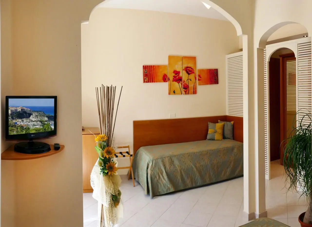 HOTEL Tirreno Hotel