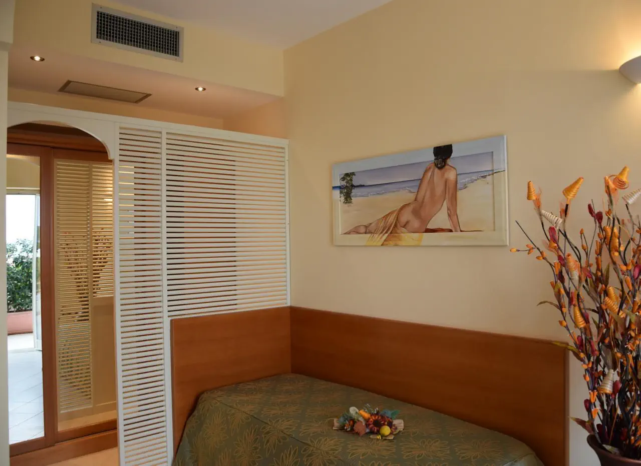 HOTEL Tirreno Hotel