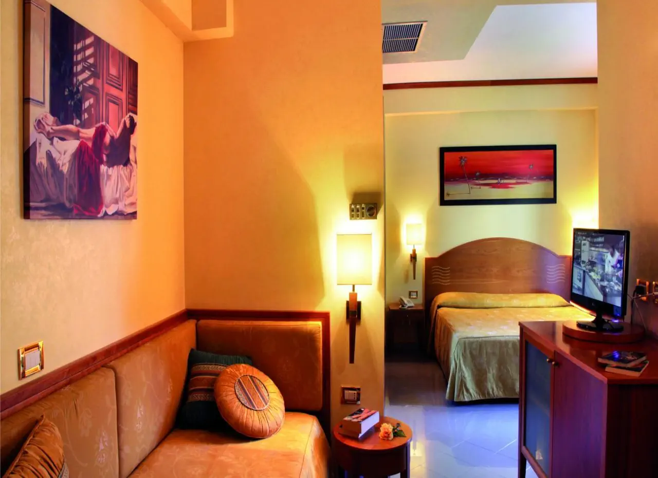 HOTEL Tirreno Hotel