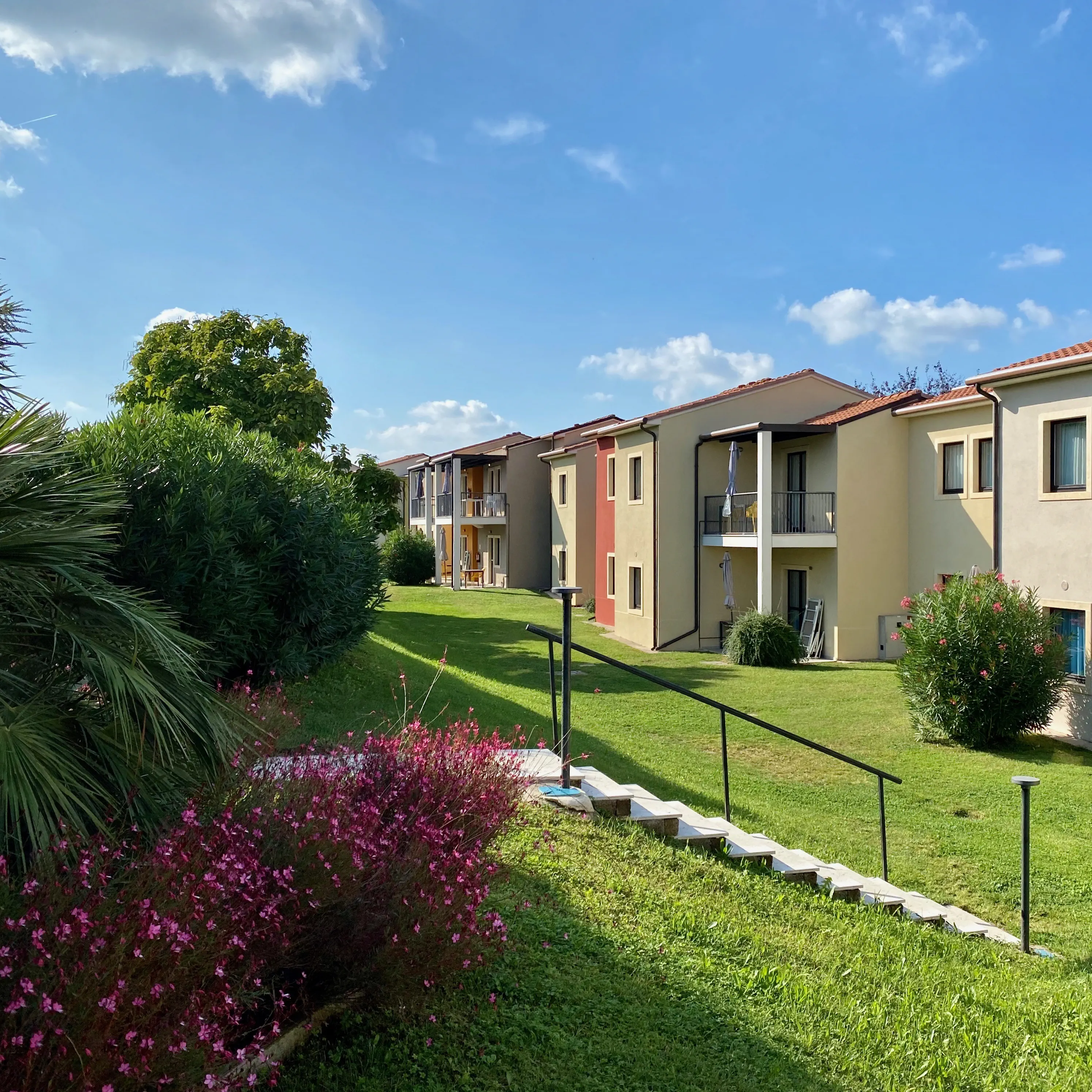 Belvedere Village - zdjęcie 30