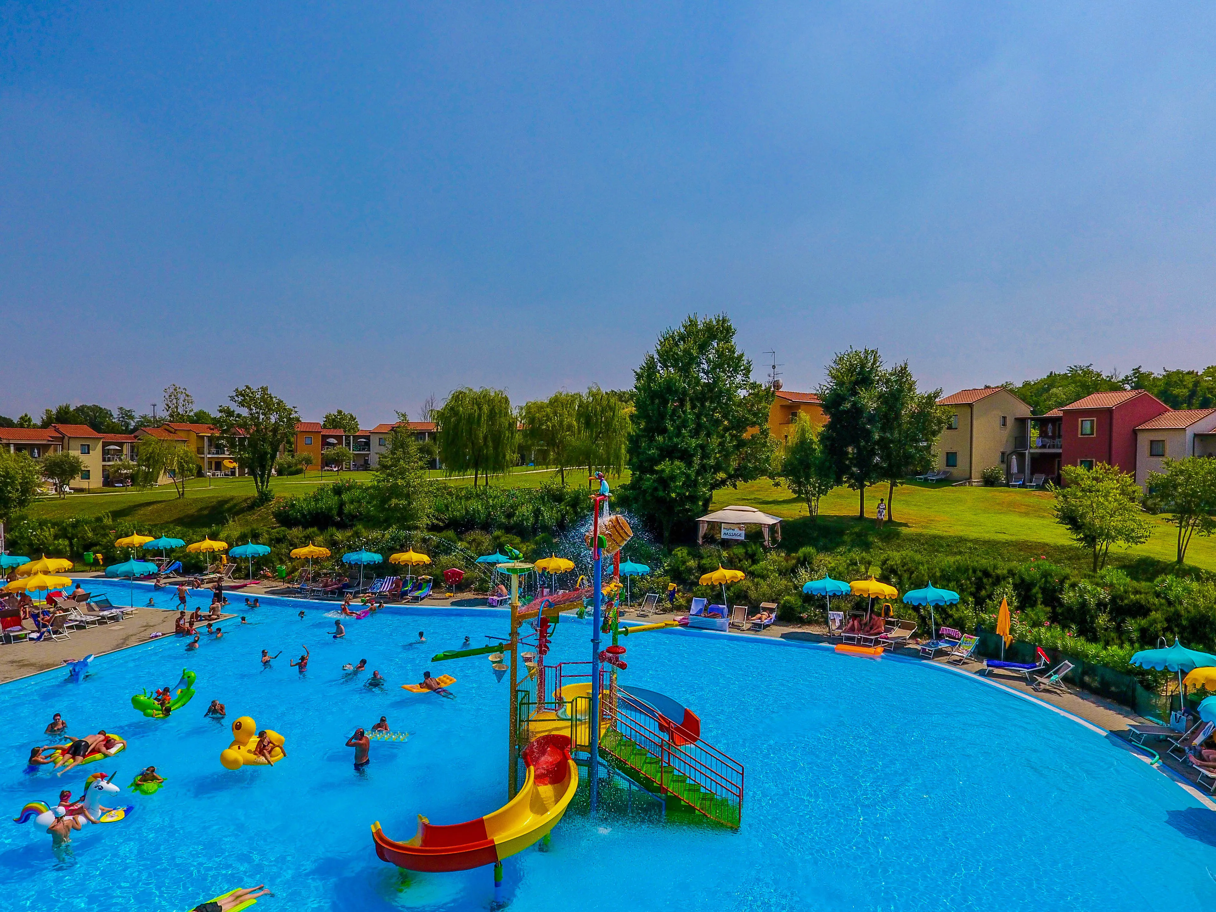 Belvedere Village - zdjęcie 14