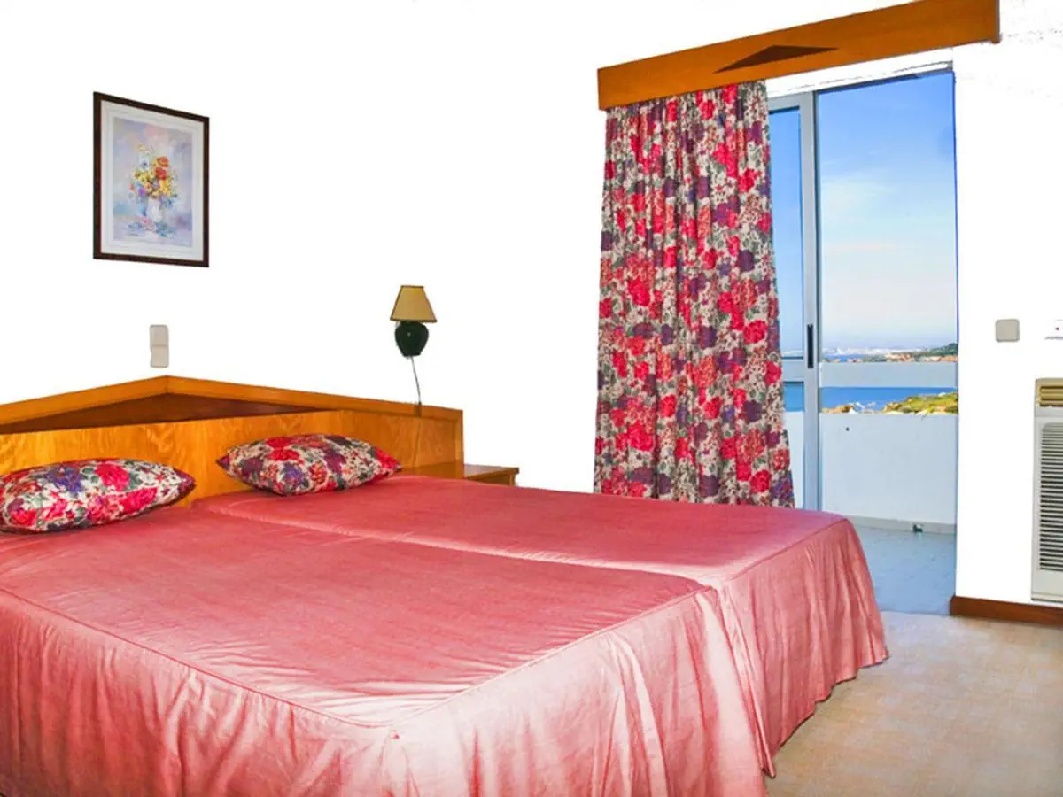 HOTEL Luar Hotel