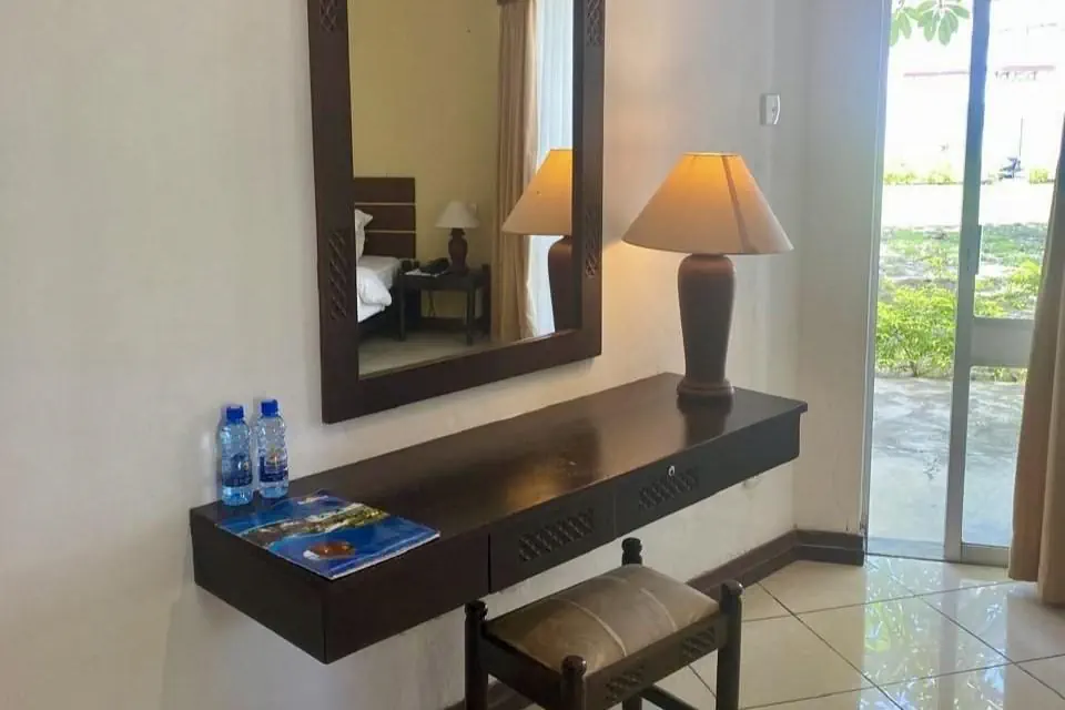 Kenya Bay Beach Hotel