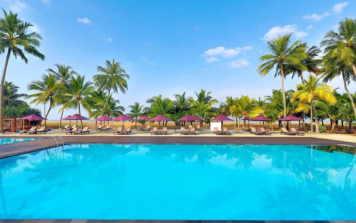 HOTEL Avani Kalutara Resort