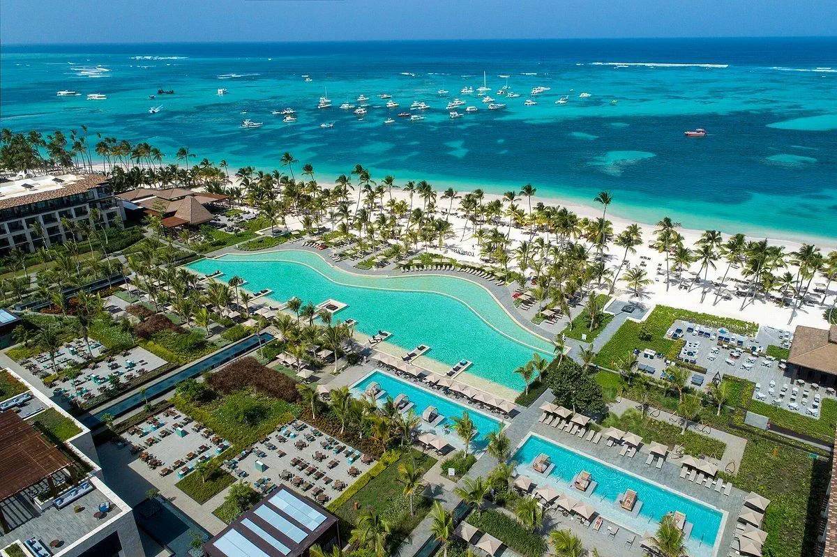 Adults Only Club At Lopesan Costa Bavaro Resort