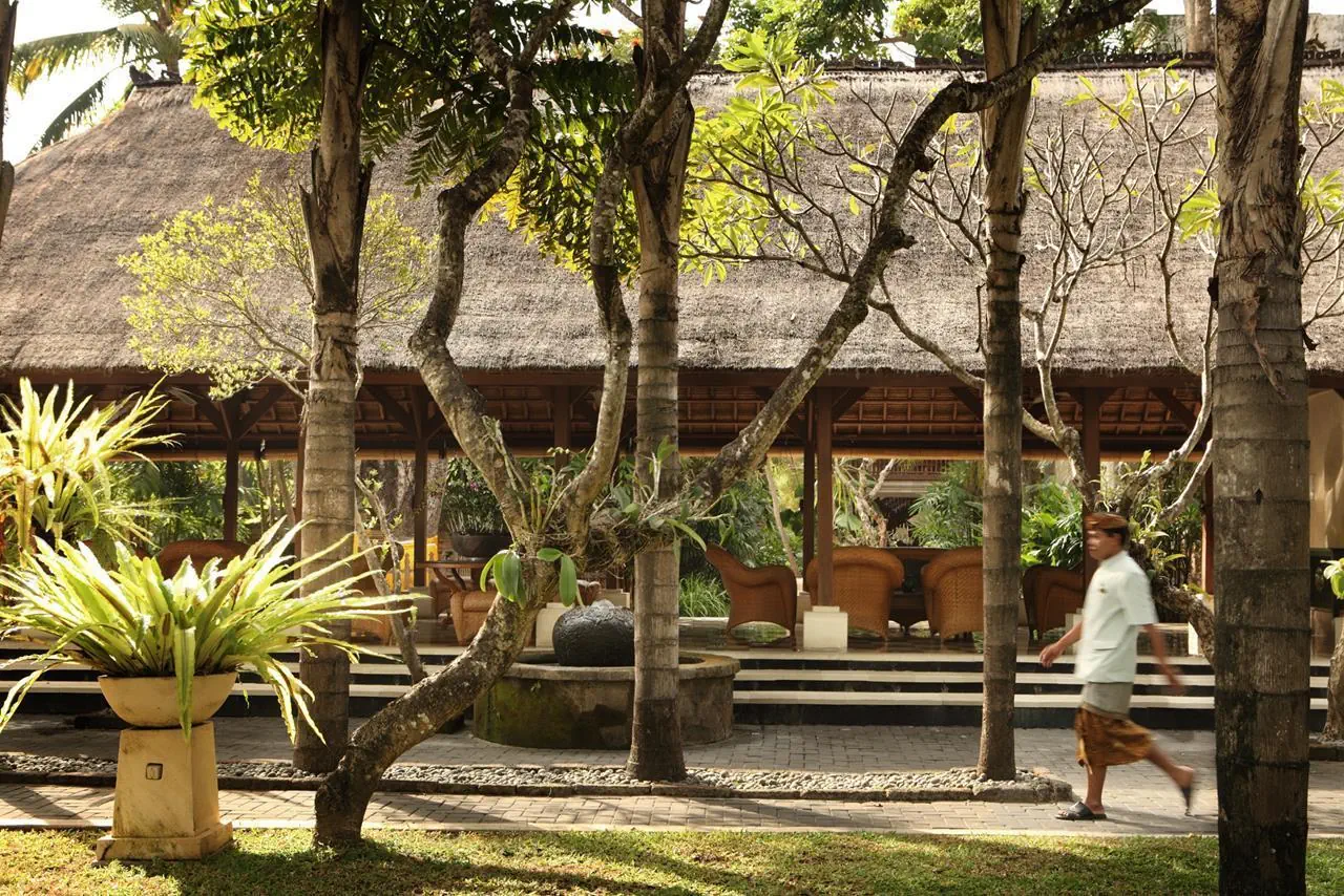 HOTEL Puri Santrian