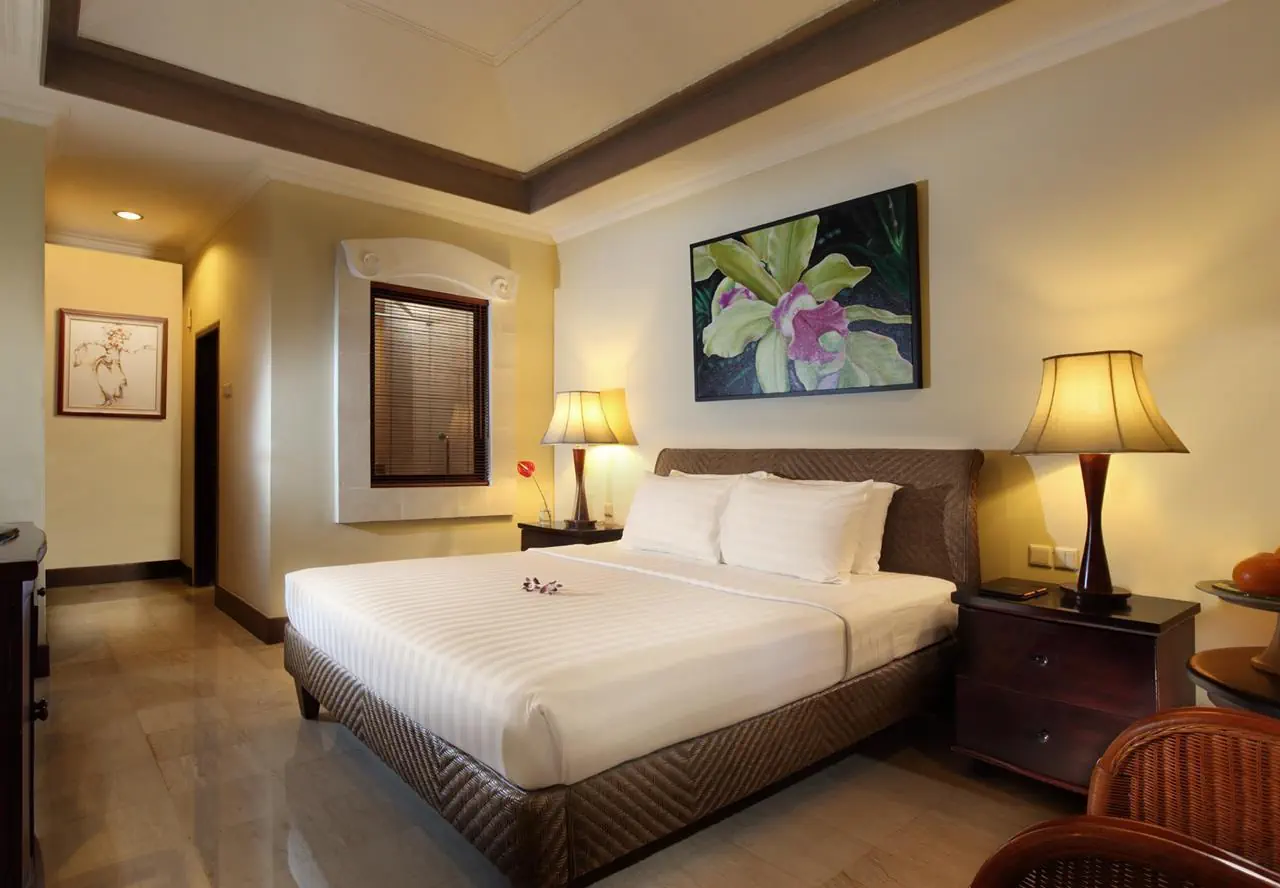 HOTEL Puri Santrian