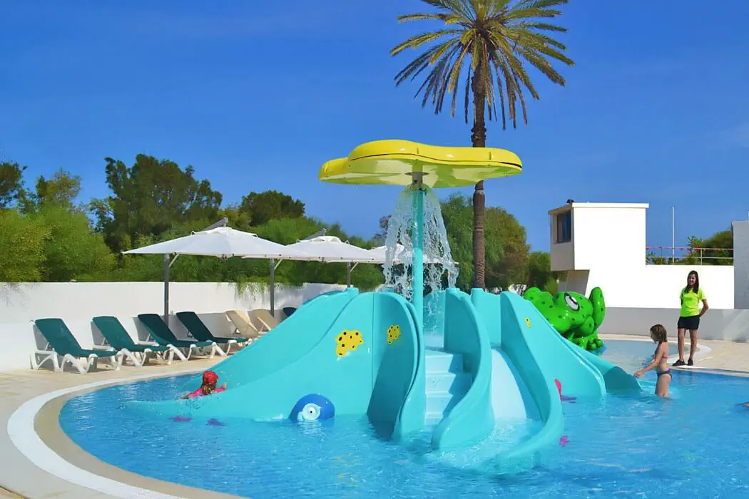 Club Tropicana