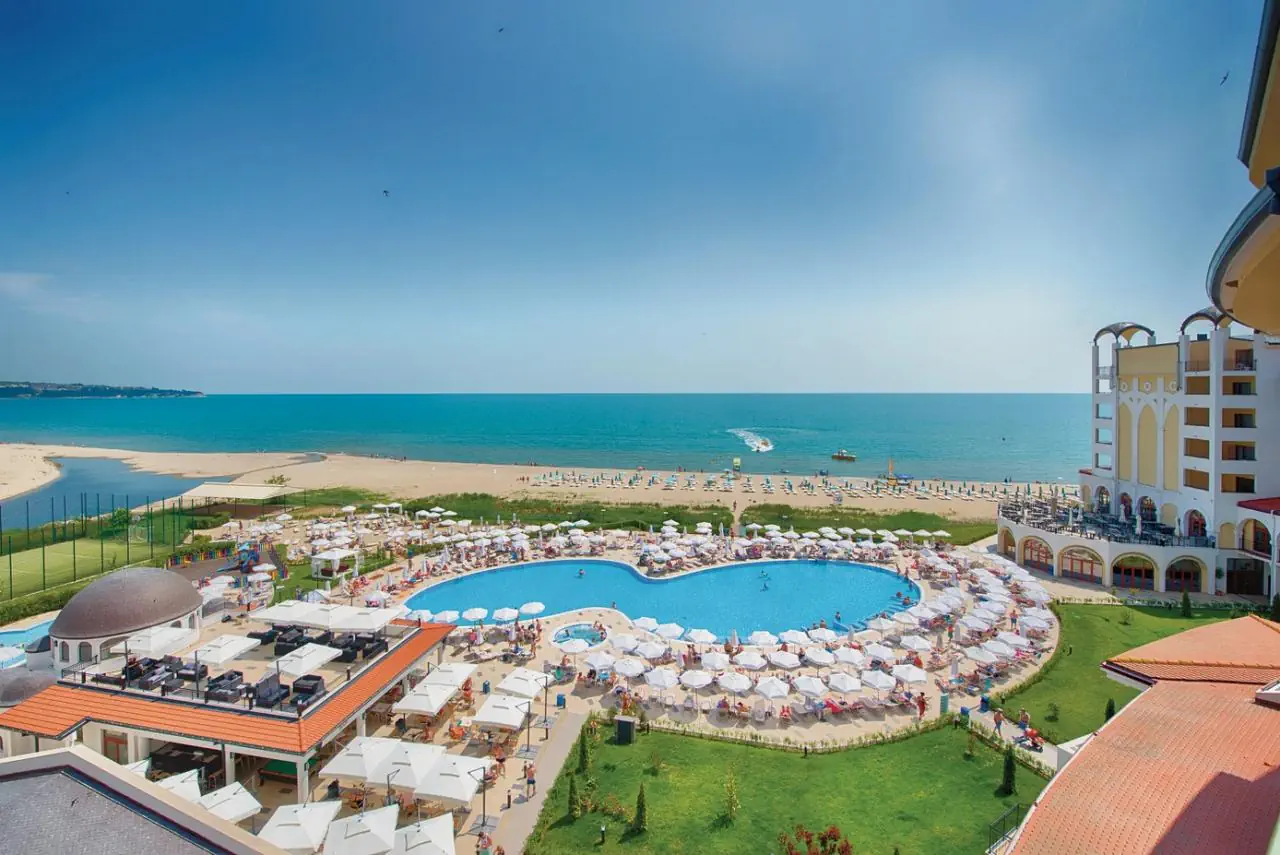 ALUA HELIOS BAY