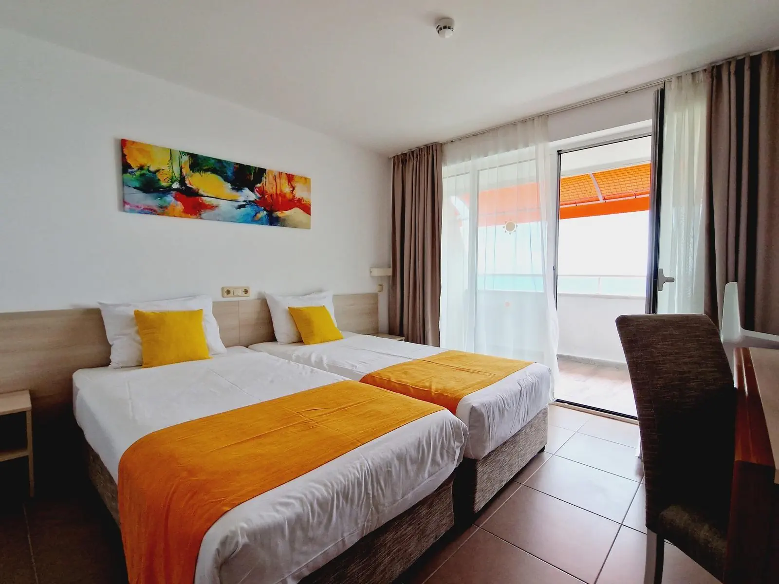 HOTEL ALUASUN HELIOS BEACH