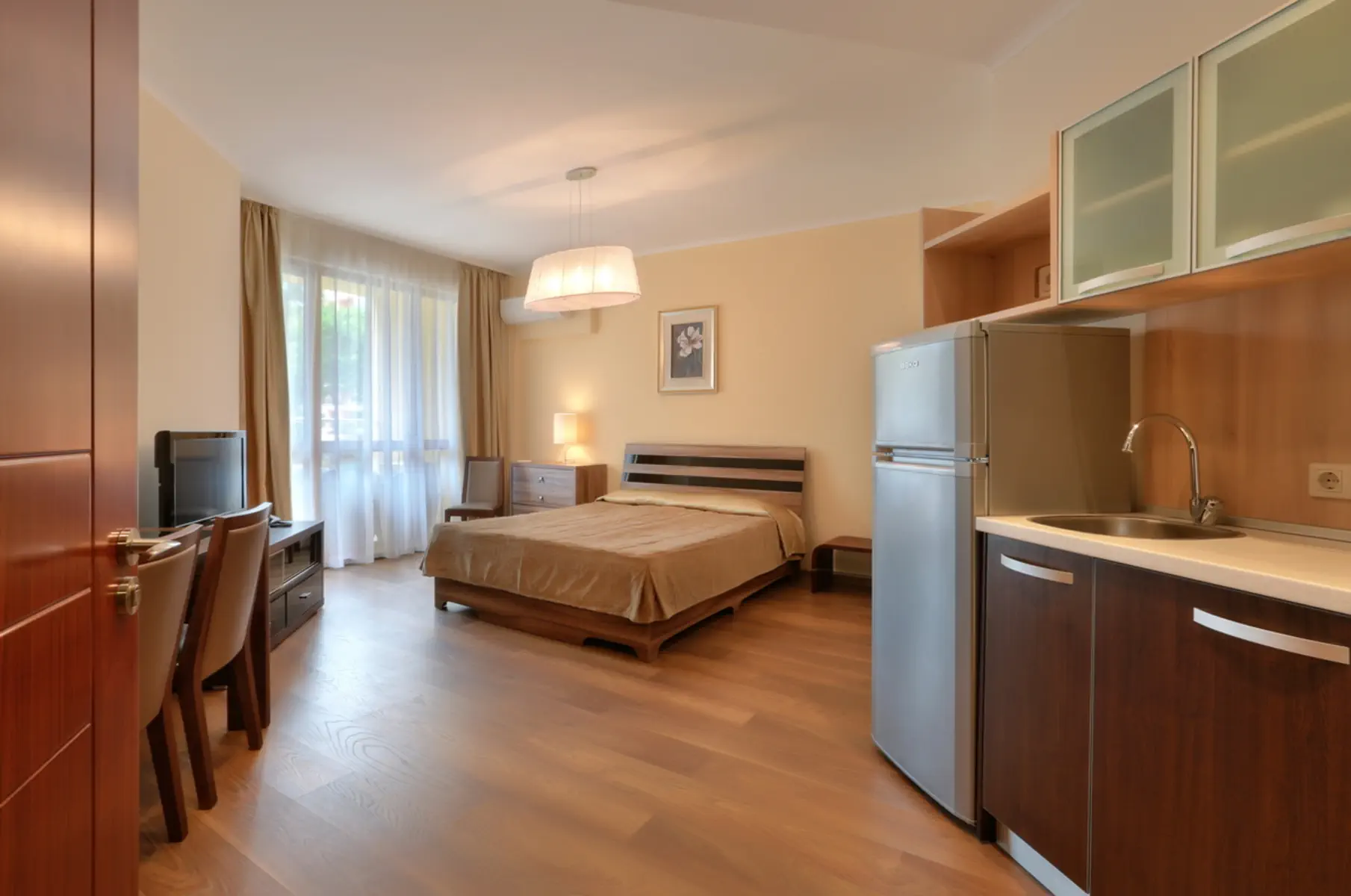 APART HOTEL GOLDEN LINE
