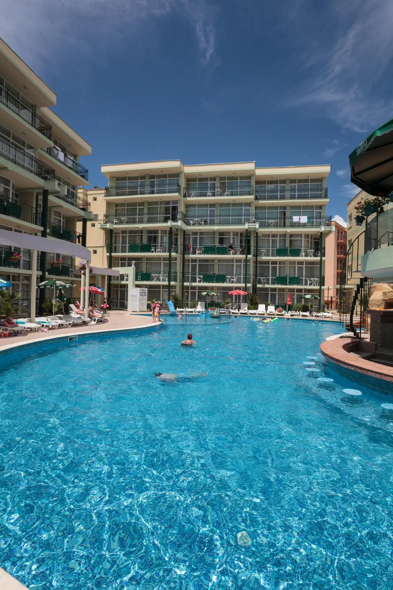 HOTEL SUNNY DAY CLUB