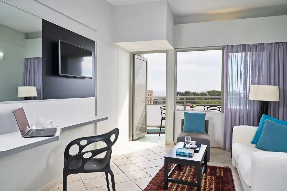 HOTEL AQUAMARE CITY BEACH