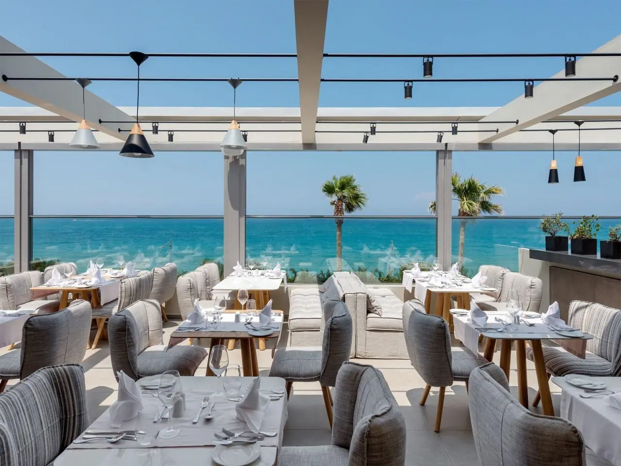 Ikones Seafront Luxury Suites - zdjęcie 13