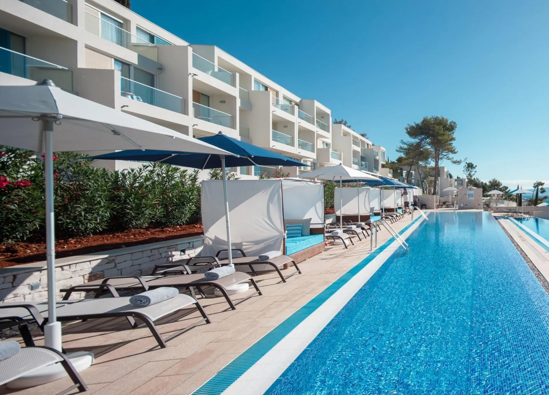 HOTEL GIRANDELLA RESORT VALAMAR COLLECTION - DESIGNED FOR ADULTS