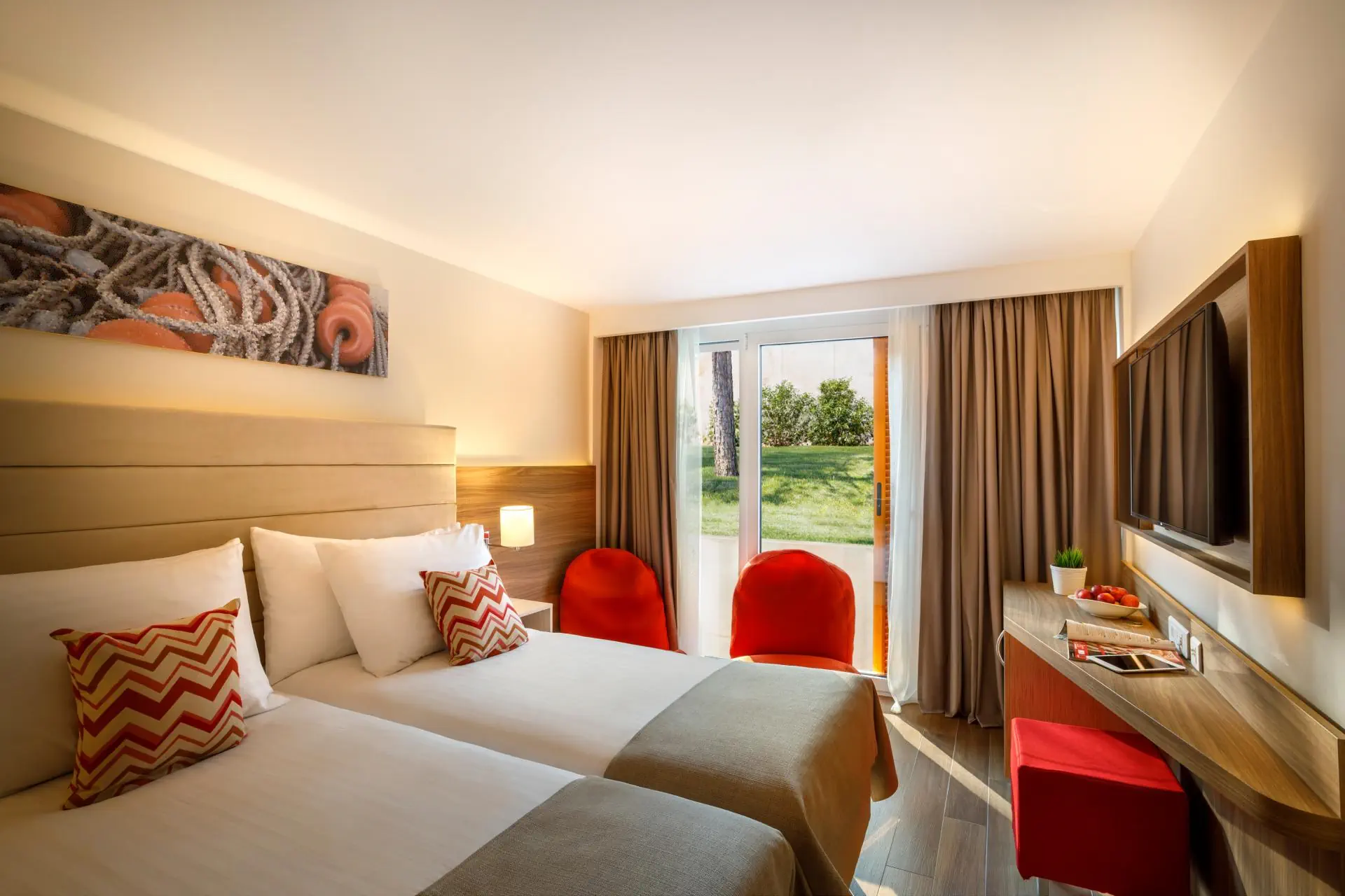 HOTEL GIRANDELLA RESORT VALAMAR COLLECTION FAMILY HOTEL