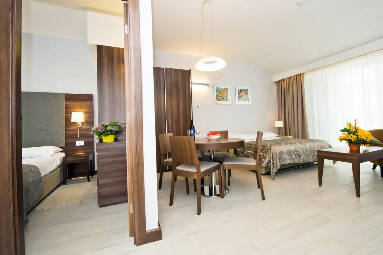 ZATON HOLIDAY RESORT