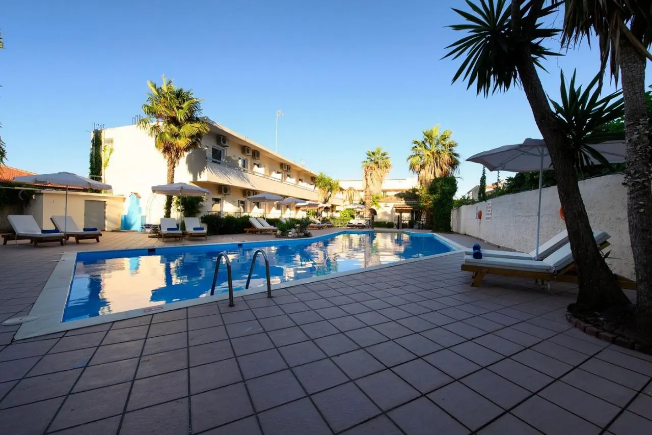 Ipsos di Mare Beach (ex Mega) - zdjęcie 3