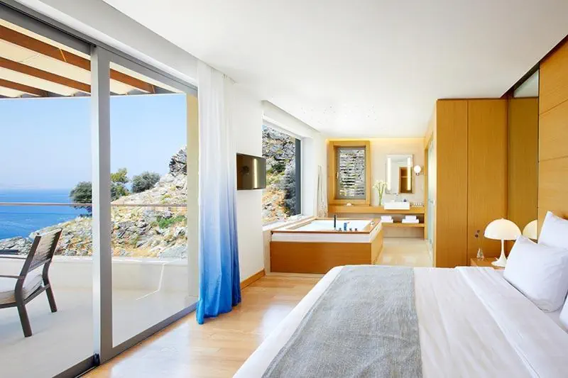HOTEL LINDOS BLU LUXURY HOTEL & SUITES