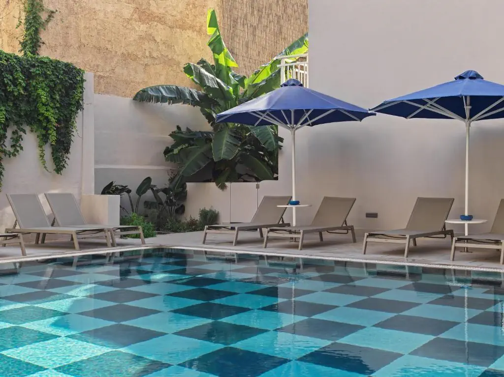 HOTEL ESPERIA CITY HOTEL- RHODESTOWN