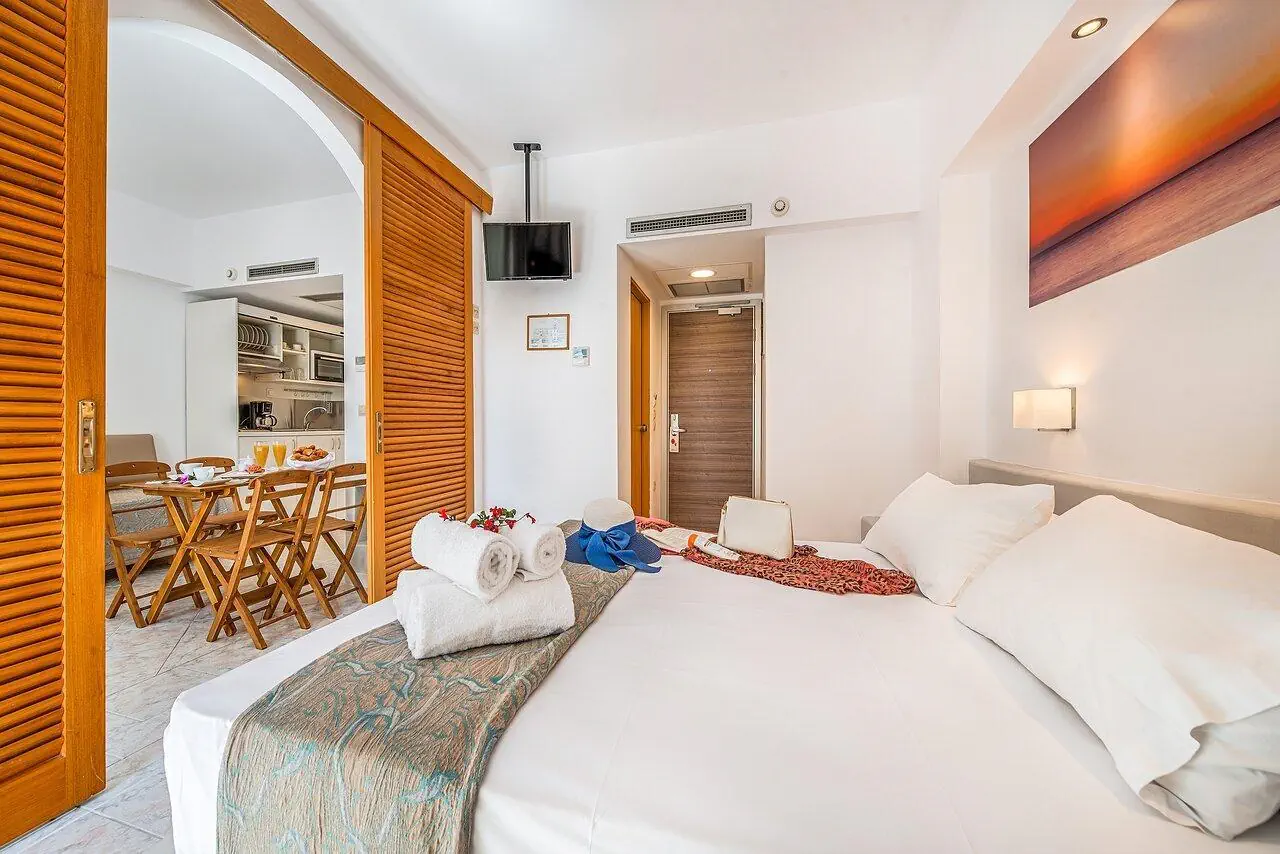 HOTEL ESPERIA CITY HOTEL- RHODESTOWN