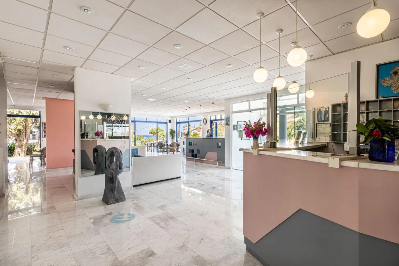 HOTEL DANAE