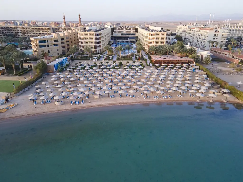 AMC ROYAL HOTEL