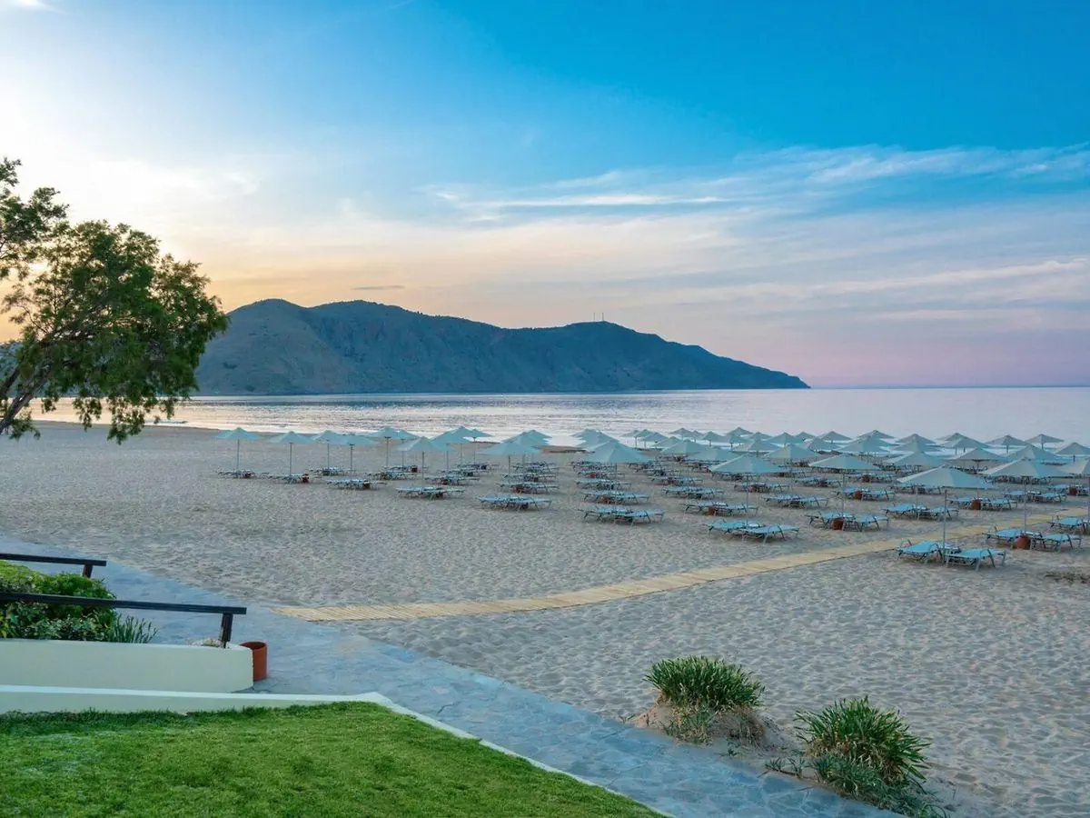 Pilot Beach Resort - zdjęcie 8