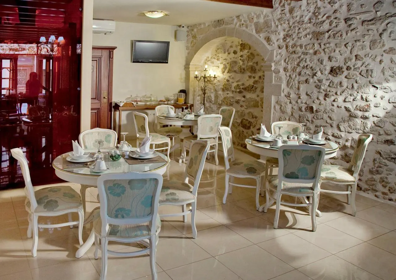 HOTEL ANTICA DIMORA SUITES