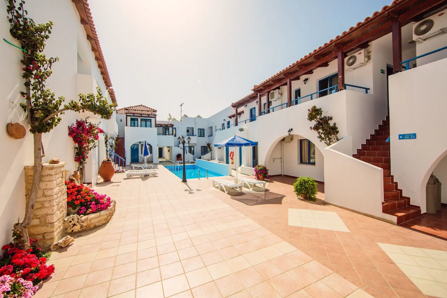 Iliana Apartments & Hotel - zdjęcie 3