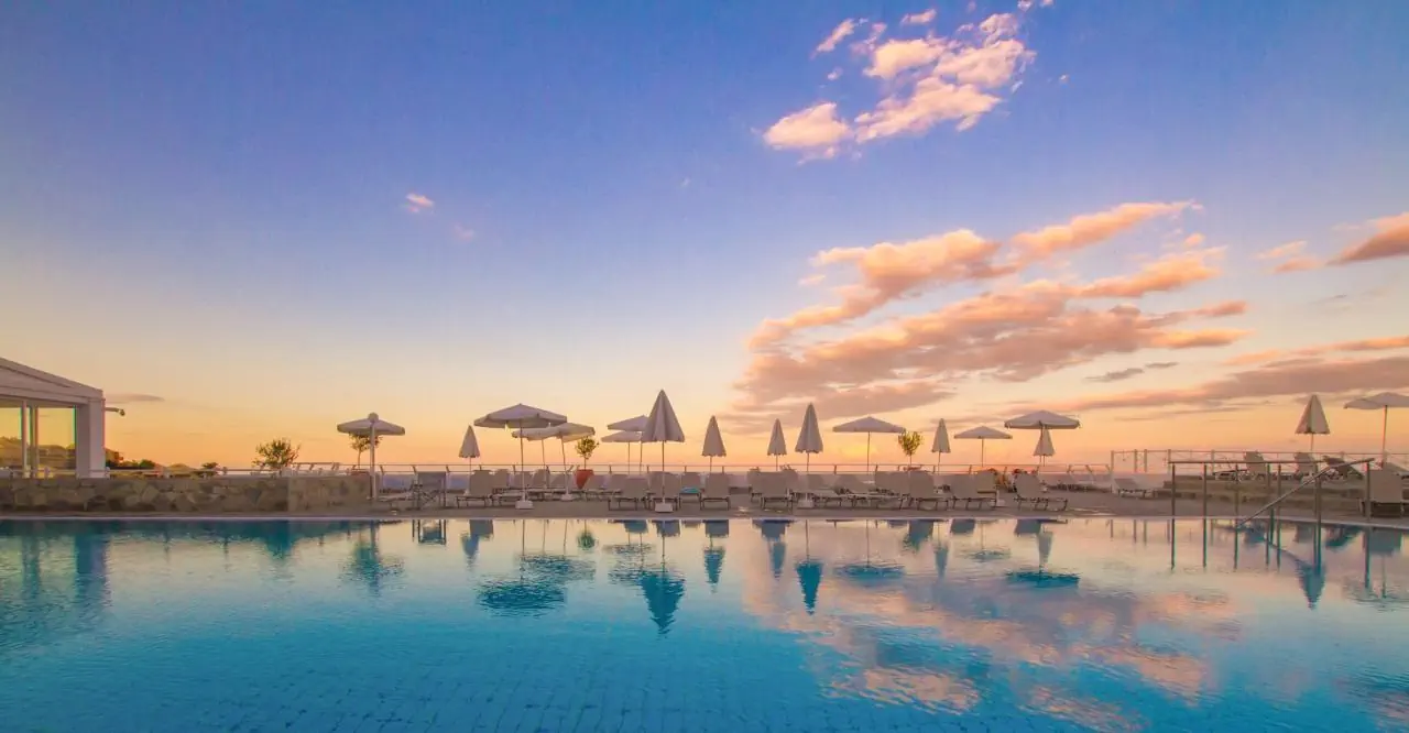 Peninsula Resort & Spa (Agia Pelagia) - zdjęcie 4