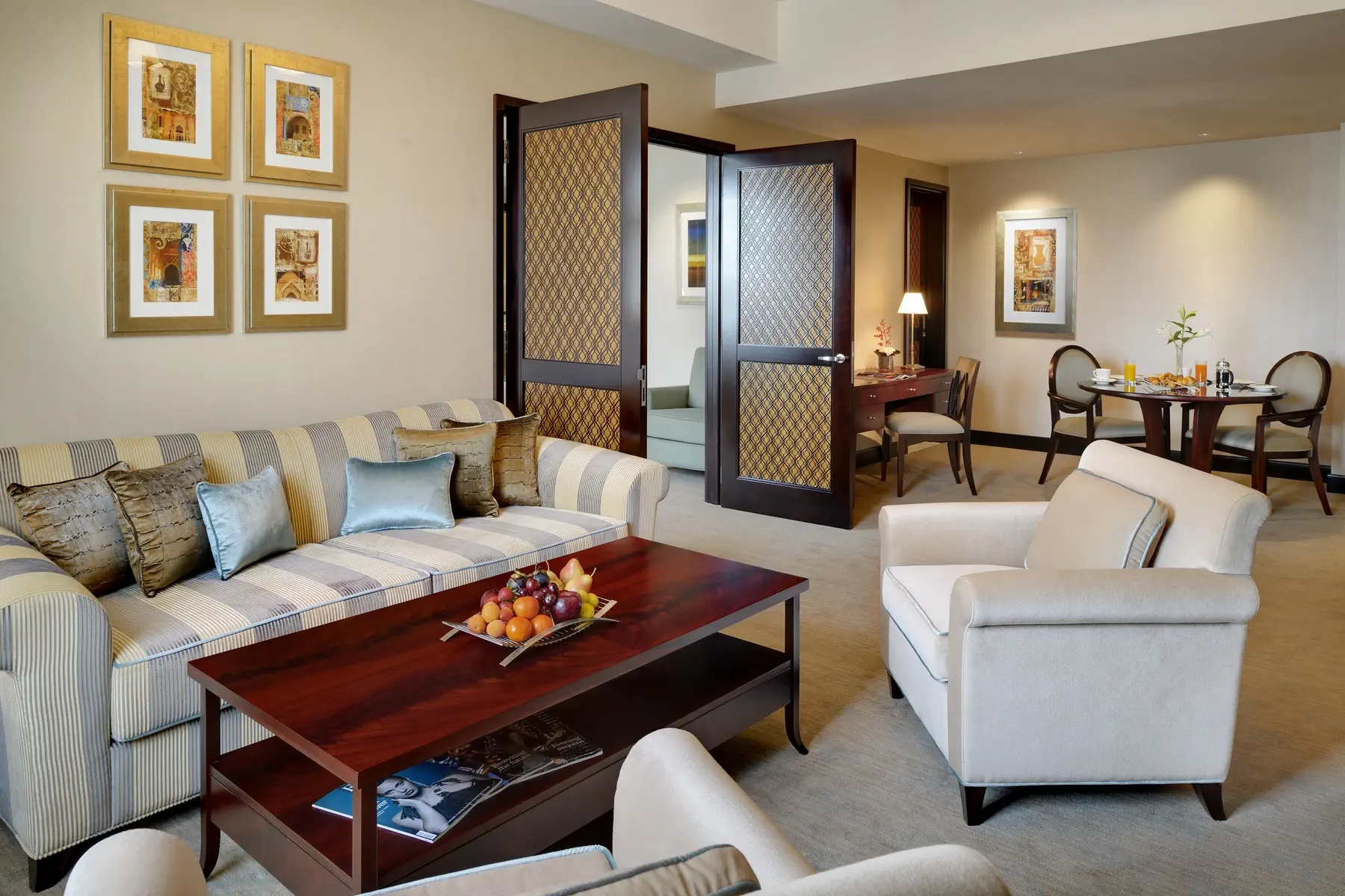Crowne Plaza Dubai Jumeirah - zdjęcie 9