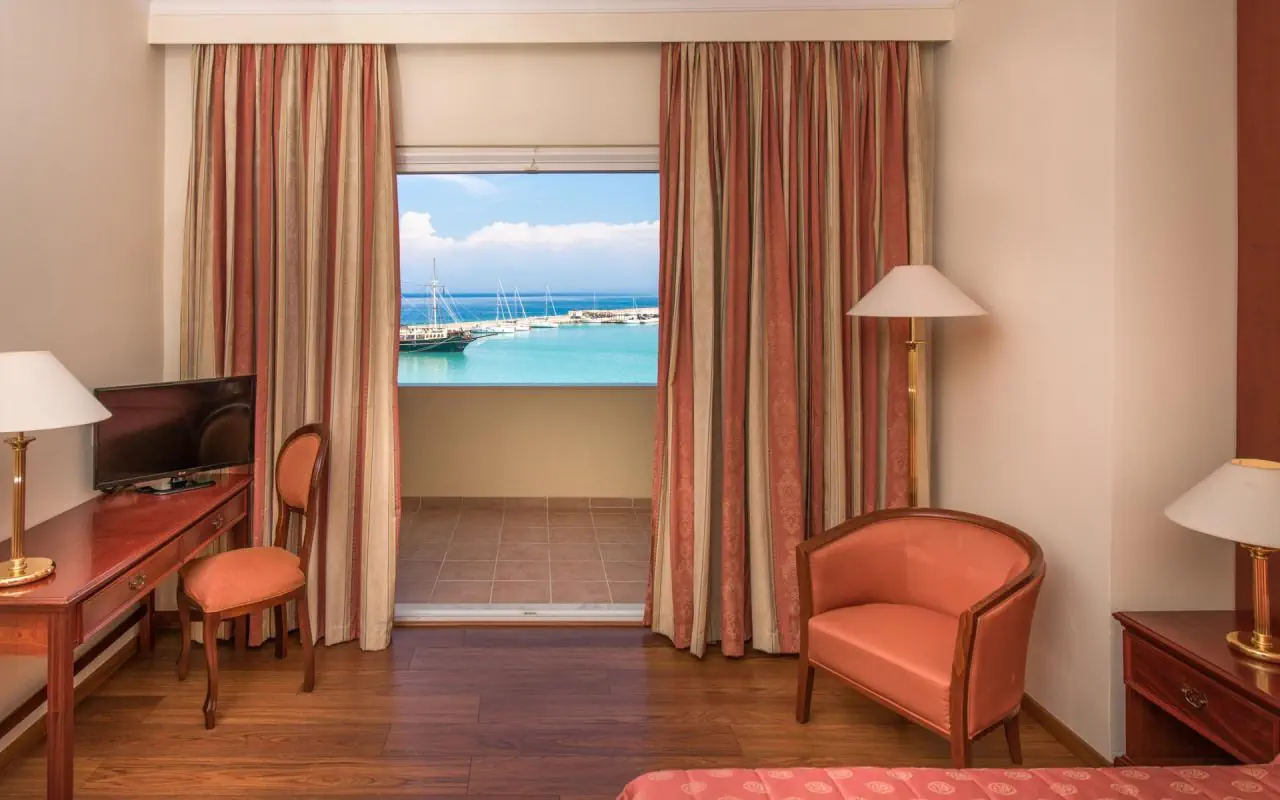HOTEL STRADA MARINA