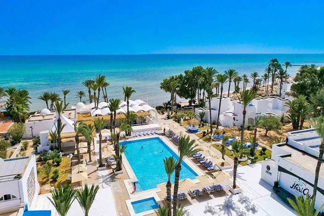 Hari Club Beach Resort