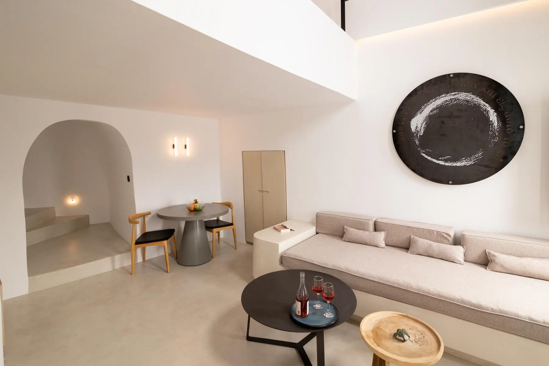 HOTEL Ikies Santorini
