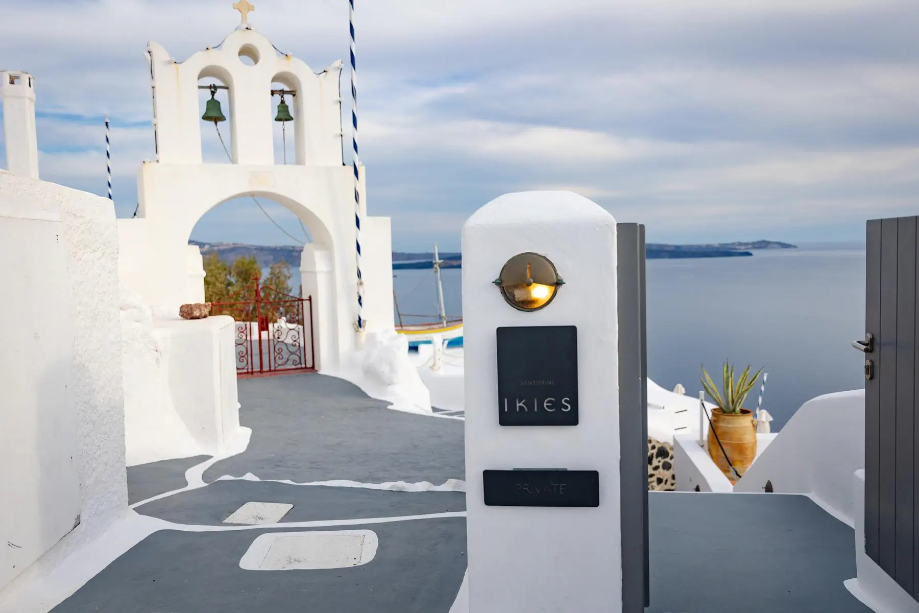 HOTEL Ikies Santorini