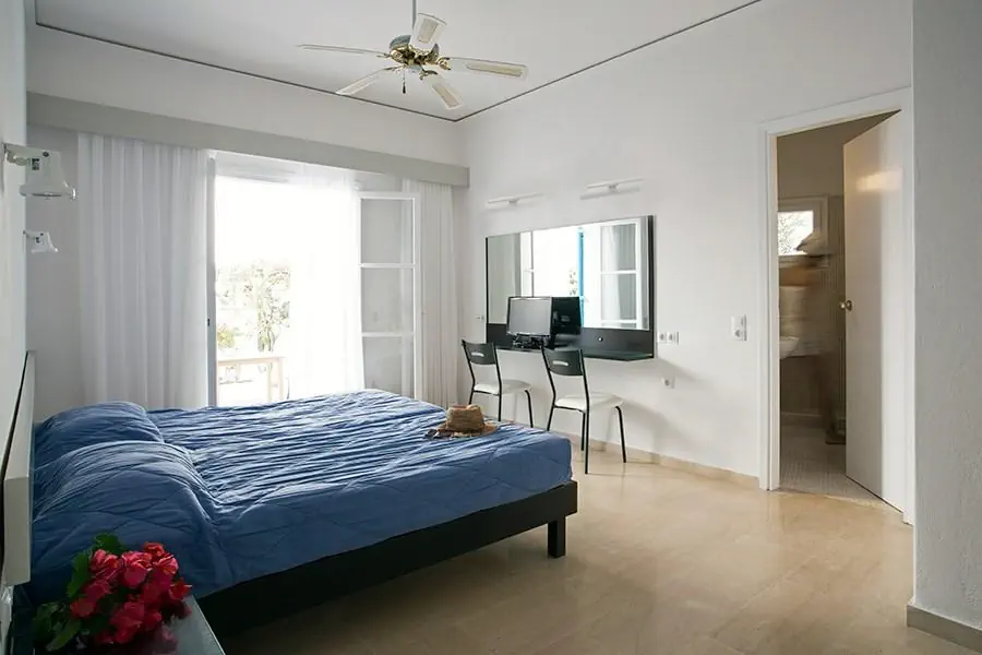 Kamari Beach (Santorini) - zdjęcie 13